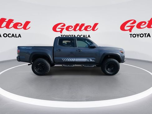 Used 2023 Toyota Tacoma TRD Off-Road image 9