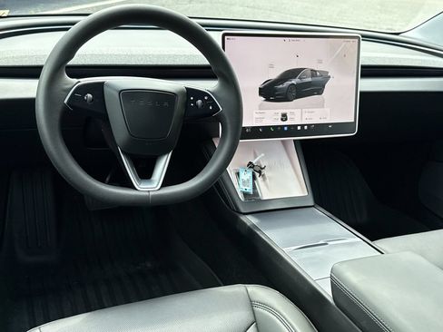 Used 2025 Tesla Model 3 Long Range AWD/4WD image 21