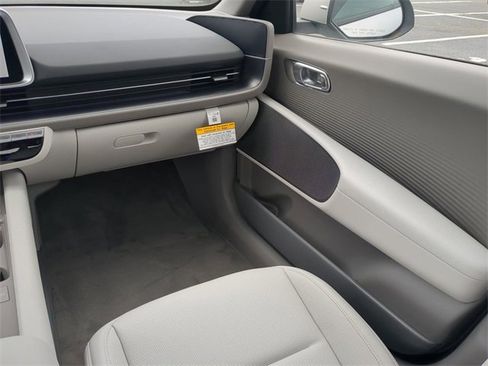 New 2025 Hyundai Ioniq 6 SEL image 15