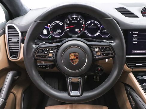 Used 2022 Porsche Cayenne Turbo image 33