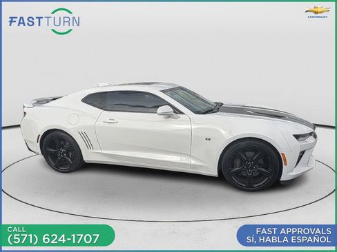 Used 2017 Chevrolet Camaro SS image 10