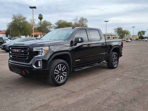 Used 2020 GMC Sierra 1500 AT4 w/ AT4 Premium Package image 4