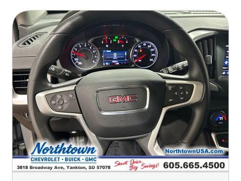 Used 2024 GMC Terrain SLE w/ Driver Convenience Package image 15