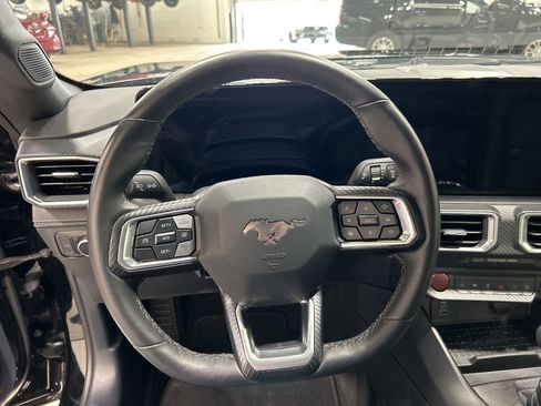 Used 2024 Ford Mustang Premium image 16