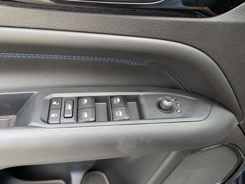 New 2026 Jeep Compass Latitude AWD/4WD image 18