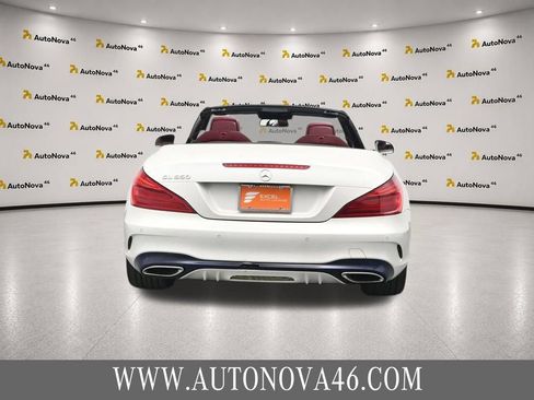 Used 2018 Mercedes-Benz SL 550 image 7