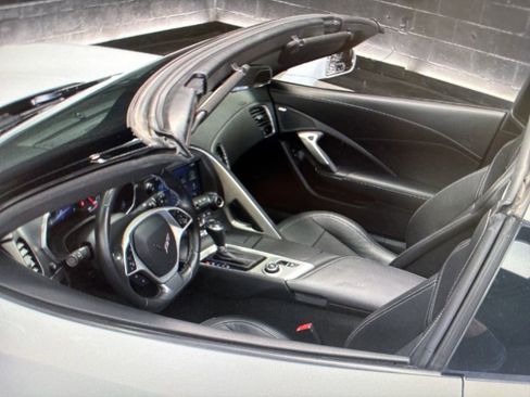 Used 2018 Chevrolet Corvette Grand Sport RWD image 11