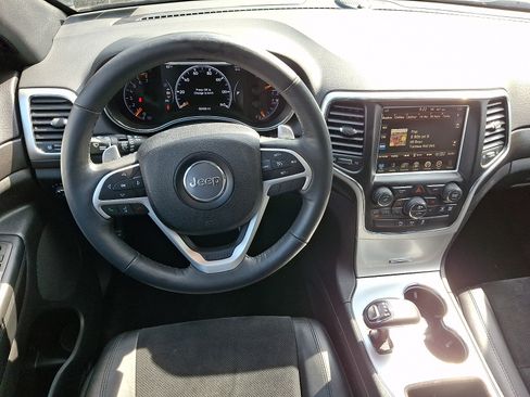 Used 2015 Jeep Grand Cherokee Altitude AWD/4WD image 12