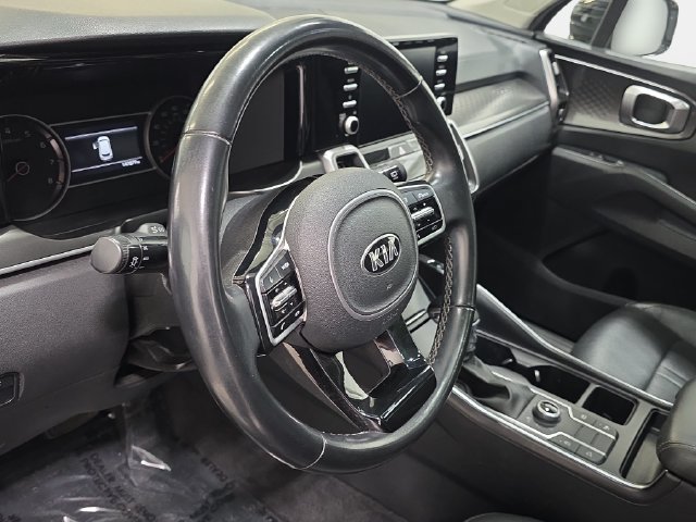 Used 2021 Kia Sorento S w/ Panoramic Sunroof Package AWD/4WD image 14