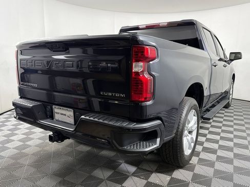 Used 2022 Chevrolet Silverado 1500 Custom image 6