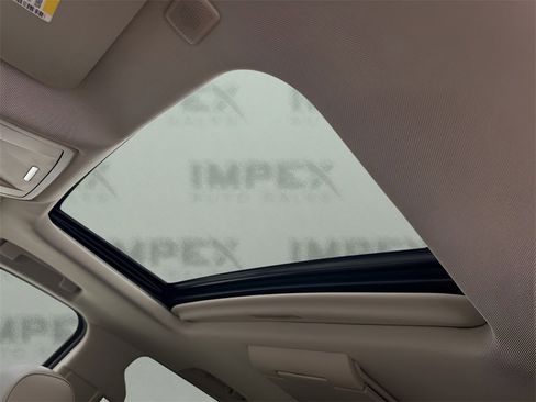 Used 2017 Chevrolet Tahoe LT w/ LT Signature Package image 12