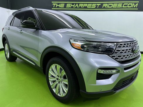 Used 2021 Ford Explorer Limited w/ Hybrid Equipment Group 310A AWD/4WD image 2