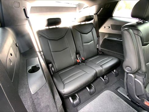 Certified 2024 Cadillac XT6 Premium Luxury image 24