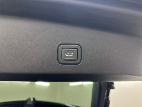 Used 2025 Cadillac Lyriq Sport image 24