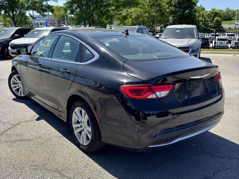Used 2017 Chrysler 200 Limited Platinum w/ Mopar Interior Package FWD image 3
