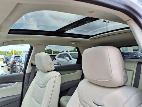 New 2025 Cadillac XT5 Premium Luxury w/ LPO, Floor Liner Package image 15