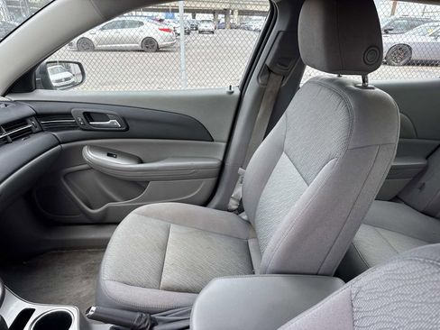 Used 2015 Chevrolet Malibu LS image 22