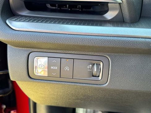 New 2026 Chevrolet Traverse LT w/ Sun and Wheel Package image 25