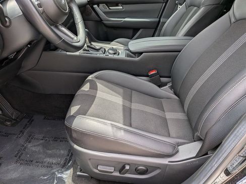 Used 2025 MAZDA CX-50 AWD 2.5 S w/ Preferred Package image 22