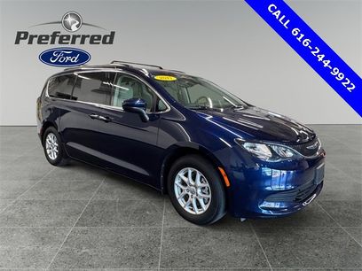 Used 2017 Chrysler Pacifica Touring