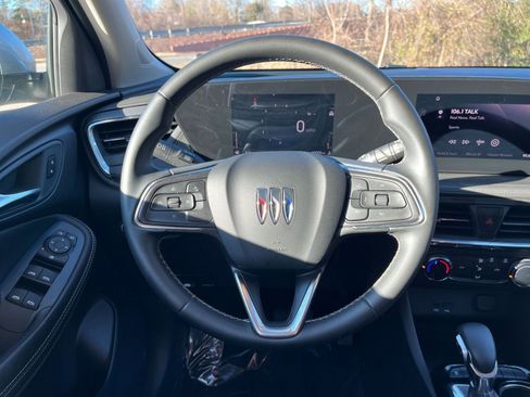 Used 2025 Buick Encore GX Preferred image 29