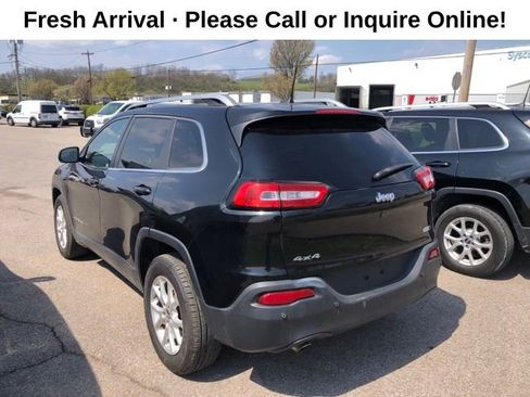 Used 2016 Jeep Cherokee Latitude image 3