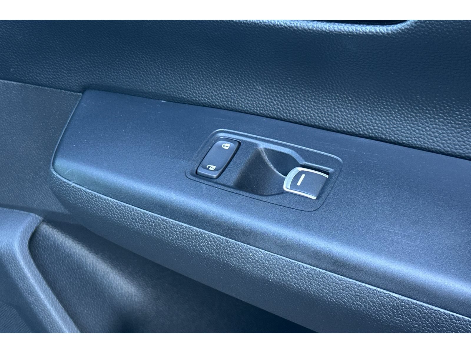 Used 2023 Honda CR-V Sport Touring image 22
