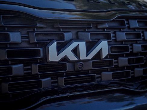 Certified 2022 Kia Telluride SX w/ SX Prestige Package image 10