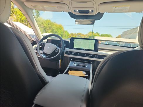 New 2026 Lincoln Aviator 2WD image 23