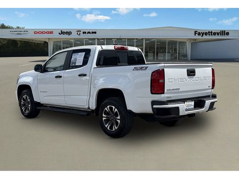 Used 2022 Chevrolet Colorado Z71 AWD/4WD image 5