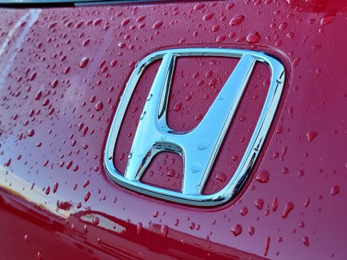 Used 2024 Honda HR-V EX-L image 7
