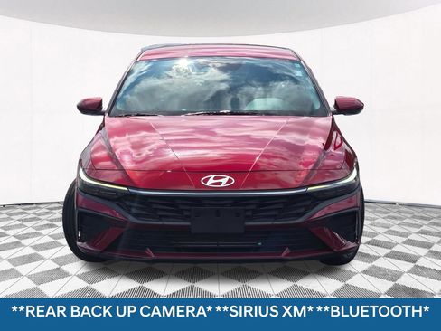 Used 2024 Hyundai Elantra SEL FWD image 4
