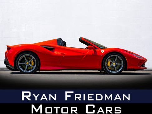 Used 2022 Ferrari F8 Tributo RWD image 1