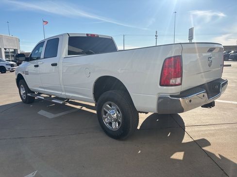 Used 2018 RAM 2500 Tradesman w/ Chrome Appearance Group image 4