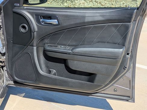 Used 2022 Dodge Charger R/T w/ Plus Group image 29