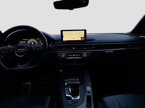 Used 2018 Audi RS 5 w/ Dynamic Package image 23