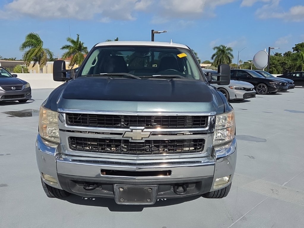 Used 2008 Chevrolet Silverado 3500 LT AWD/4WD image 2