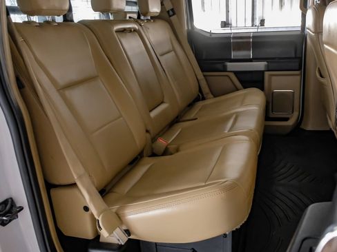 Used 2019 Ford F250 Lariat w/ Lariat Ultimate Package AWD/4WD image 33