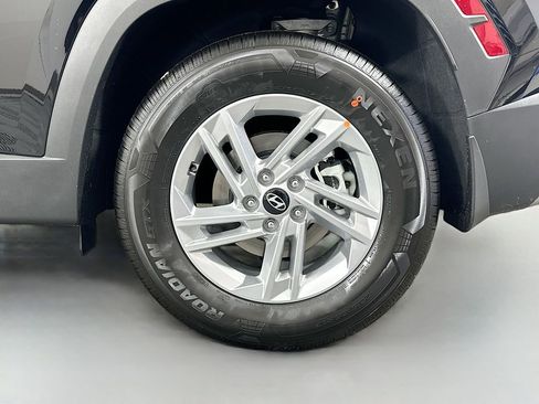 New 2026 Hyundai Tucson SE image 21