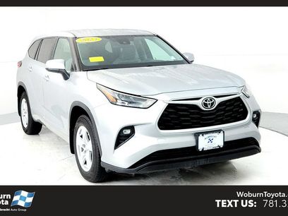 Used 2023 Toyota Highlander LE