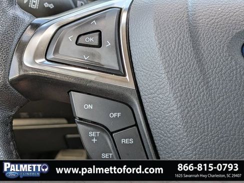 Used 2024 Ford Edge SEL image 25
