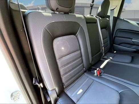 Used 2022 GMC Canyon AT4 w/ Driver Alert Package AWD/4WD image 28