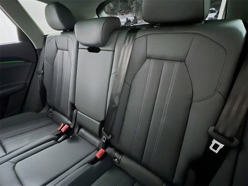 New 2025 Audi Q5 Premium Plus image 20