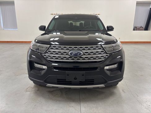 Used 2020 Ford Explorer Limited w/ Class III Trailer Tow Package image 3