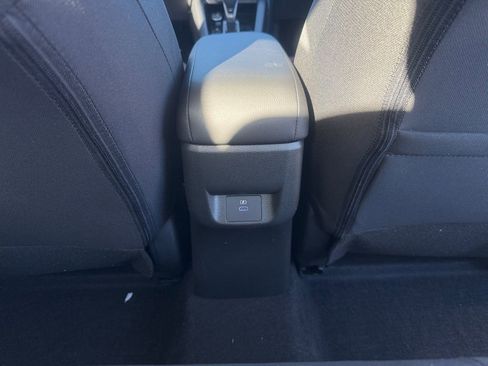 Certified 2025 Nissan Versa SR w/ Trunk Package image 30