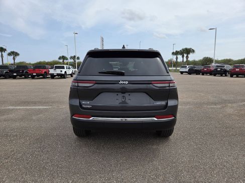 New 2026 Jeep Grand Cherokee Laredo X image 6