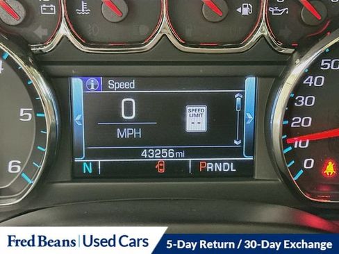 Used 2019 Chevrolet Tahoe Premier AWD/4WD image 17