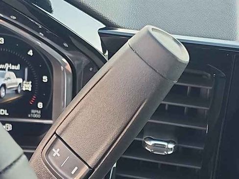 Used 2024 GMC Sierra 1500 Elevation image 5