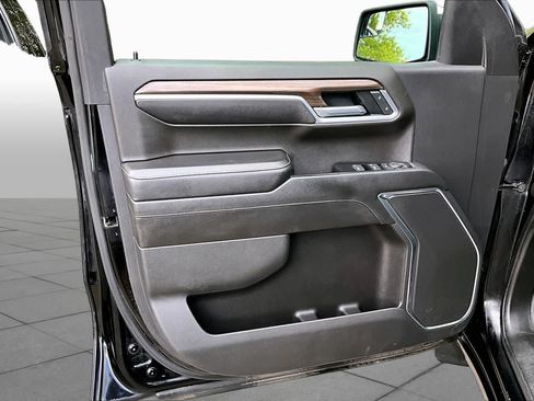 Used 2022 Chevrolet Silverado 1500 LT AWD/4WD image 20
