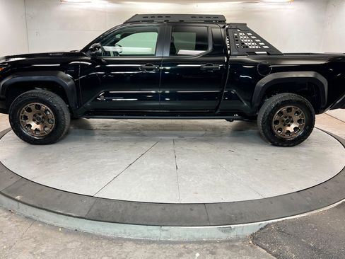 Used 2024 Toyota Tacoma 4x4 Double Cab Hybrid image 2